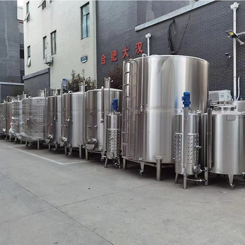 果酒发酵罐，果酒成套设备即将完工，发往上海!