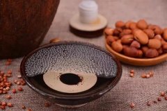 <b>酿酒技术：爱游戏（ayx）China官方网站在陶坛储存过程中微量成分的变化</b>